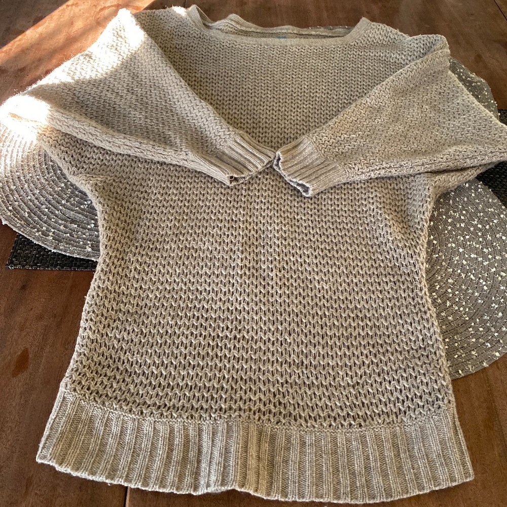 Sweater - Picture 3 of 4
